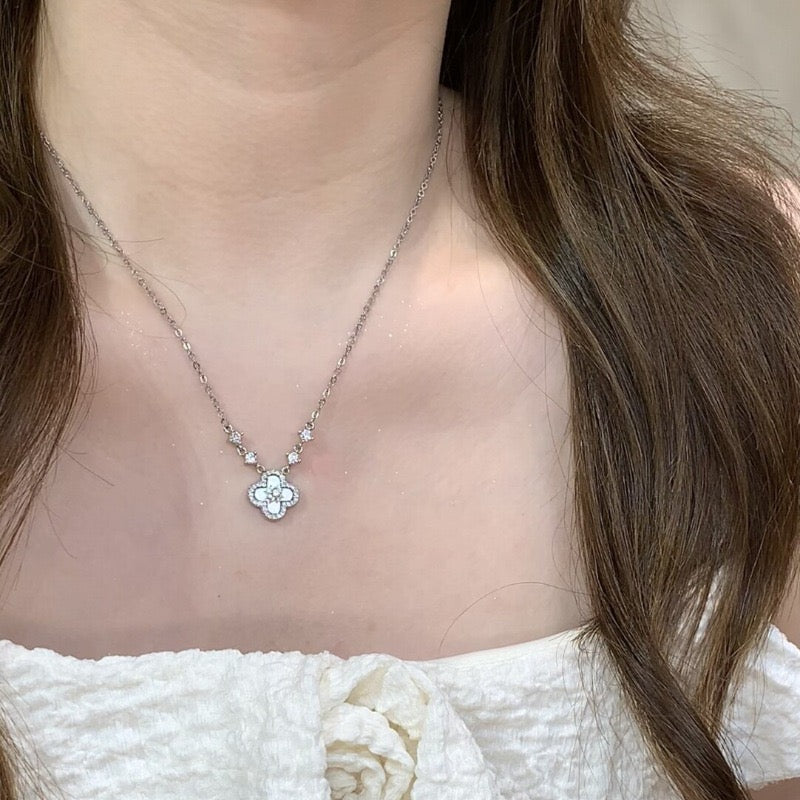 Shell Four-Leaf Clover Necklace