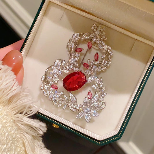 Crystal Gourd-shaped Brooch
