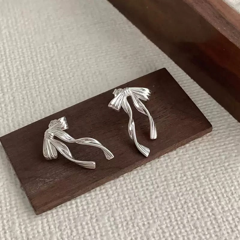 925 silver bow necklace