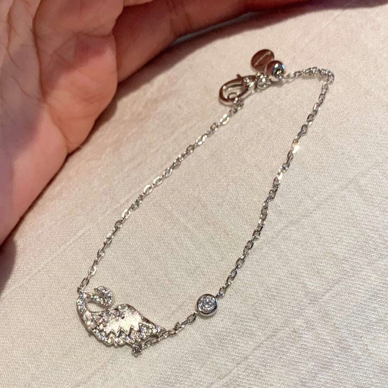 Sparkling Swan Necklace Set