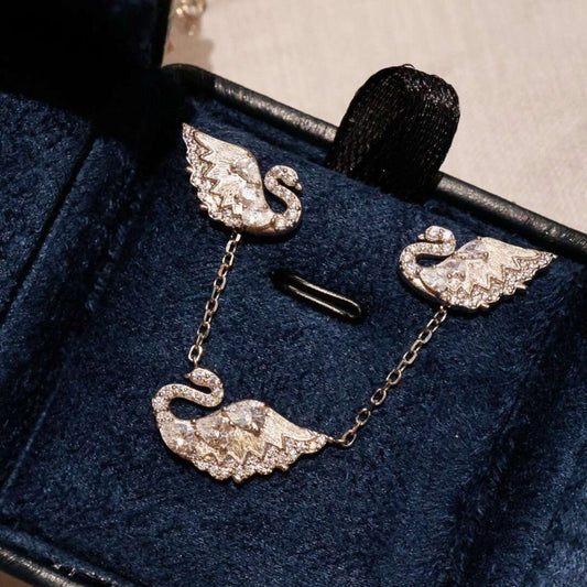 Sparkling Swan Necklace Set