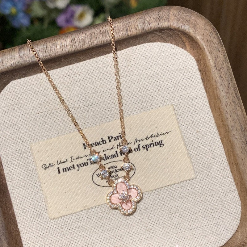 Shell Four-Leaf Clover Necklace